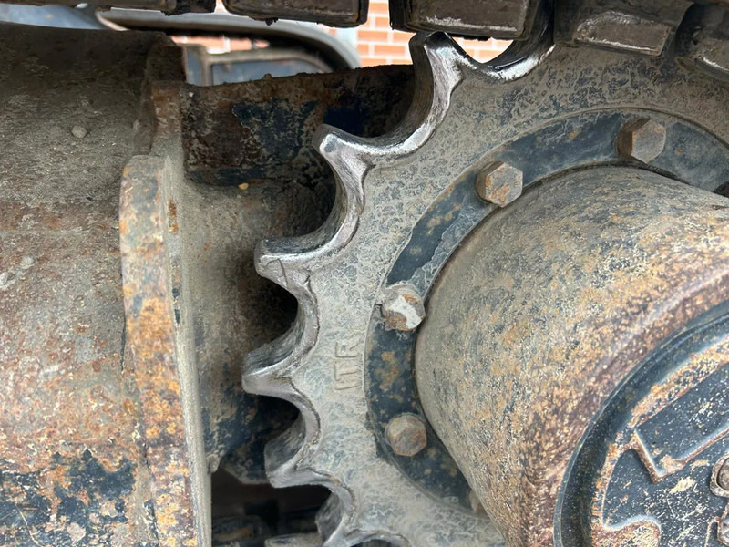 Mini excavator Yanmar VIO57-U: picture 9