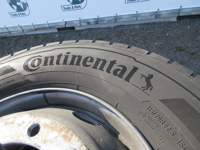 Continental 315/70R 22.5 CONTINENTAL BANDEN 4 STUKS MET STAAL WIEL - Tire for Truck: picture 2 Continental 315/70R 22.5 CONTINENTAL BANDEN 4 STUKS MET STAAL WIEL - Tire for Truck: picture 2