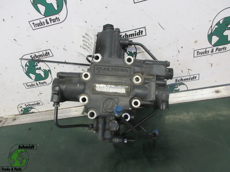 DAF 1821349 SCHAKEL MODULEM DAF 210 EURO 6 MODEL 2020 - Clutch and parts for Truck: picture 1 DAF 1821349 SCHAKEL MODULEM DAF 210 EURO 6 MODEL 2020 - Clutch and parts for Truck: picture 1