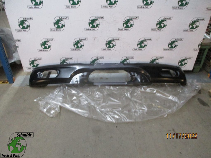 DAF 1825008 BUMPER DAF XF 105 EURO 5 NIEUWE OP VOORRAAD - Bumper for Truck: picture 1 DAF 1825008 BUMPER DAF XF 105 EURO 5 NIEUWE OP VOORRAAD - Bumper for Truck: picture 1