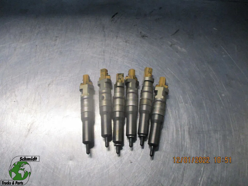 DAF 1972590 // 1925658// VERSTUIVER CF 400 EURO 6 - Fuel filter for Truck: picture 1 DAF 1972590 // 1925658// VERSTUIVER CF 400 EURO 6 - Fuel filter for Truck: picture 1