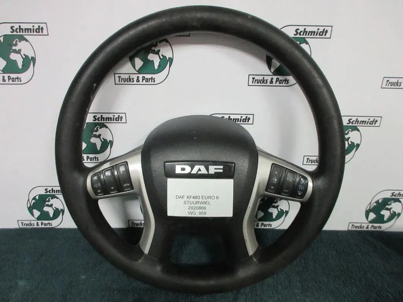 DAF 2020866 STUURWIEL DAF XF CF 480 MODEL 2021 EURO 6 - Steering wheel for Truck: picture 4 DAF 2020866 STUURWIEL DAF XF CF 480 MODEL 2021 EURO 6 - Steering wheel for Truck: picture 4