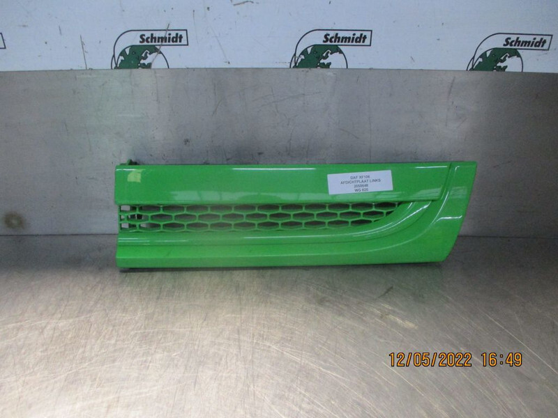 DAF 2050649 // 2050648 // 1825876 GRILL DELEN XF 450 EURO 6 - Grill for Truck: picture 3 DAF 2050649 // 2050648 // 1825876 GRILL DELEN XF 450 EURO 6 - Grill for Truck: picture 3