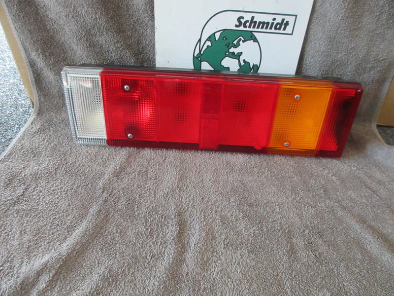 Iveco 504094709//99463243 ACHTERLAMP NIEUWE IVECO STRALIS EURO 5 - Tail light for Truck: picture 2 Iveco 504094709//99463243 ACHTERLAMP NIEUWE IVECO STRALIS EURO 5 - Tail light for Truck: picture 2
