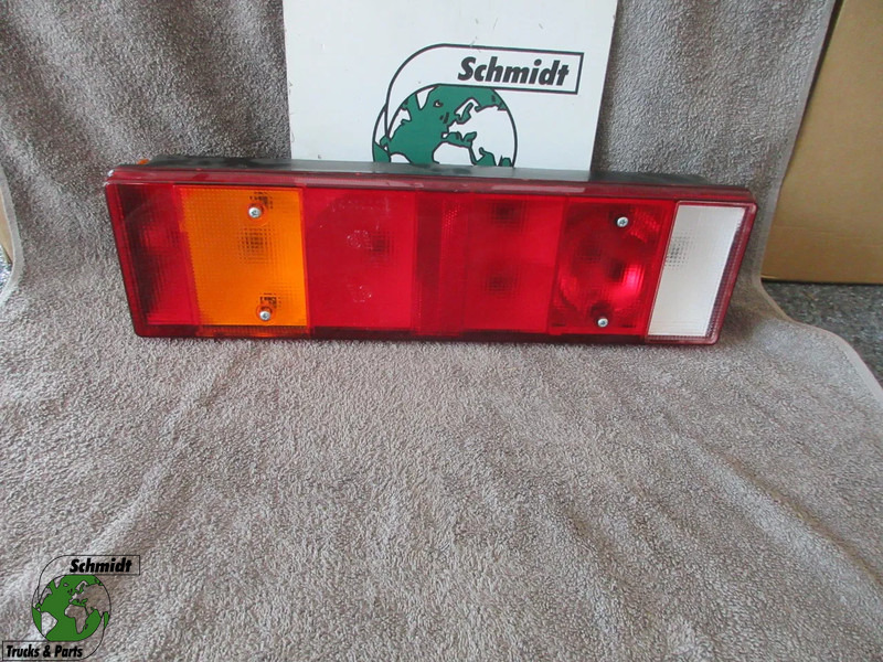 Iveco 504094709//99463243 ACHTERLAMP NIEUWE IVECO STRALIS EURO 5 - Tail light for Truck: picture 1 Iveco 504094709//99463243 ACHTERLAMP NIEUWE IVECO STRALIS EURO 5 - Tail light for Truck: picture 1
