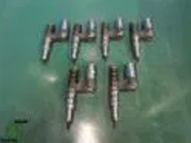 Iveco 504100287 // BOSCH NR. 0414 700 006 CUSOR 8 MOTOR INJECTORS EURO 5 - Fuel filter for Truck: picture 3 Iveco 504100287 // BOSCH NR. 0414 700 006 CUSOR 8 MOTOR INJECTORS EURO 5 - Fuel filter for Truck: picture 3