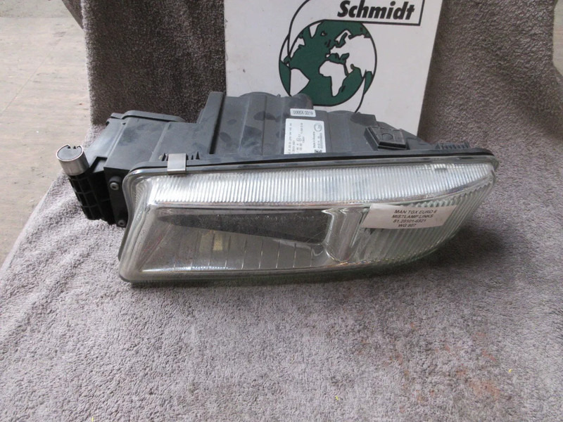 MAN 81.25101-6521 // 81. 25101-6797 // //MISTLAMP MAN TGX TGS EURO 6 LINKS - Fog light for Truck: picture 3 MAN 81.25101-6521 // 81. 25101-6797 // //MISTLAMP MAN TGX TGS EURO 6 LINKS - Fog light for Truck: picture 3