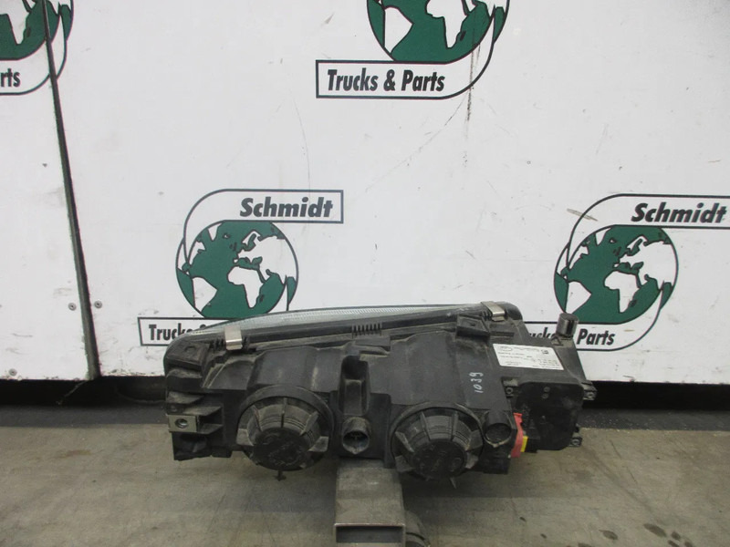 MAN 81.25101-6573 // 81.25101-6573 MISTLAMP MAN TGM EURO 6 RECHTS EN LINKS - Fog light for Truck: picture 4 MAN 81.25101-6573 // 81.25101-6573 MISTLAMP MAN TGM EURO 6 RECHTS EN LINKS - Fog light for Truck: picture 4