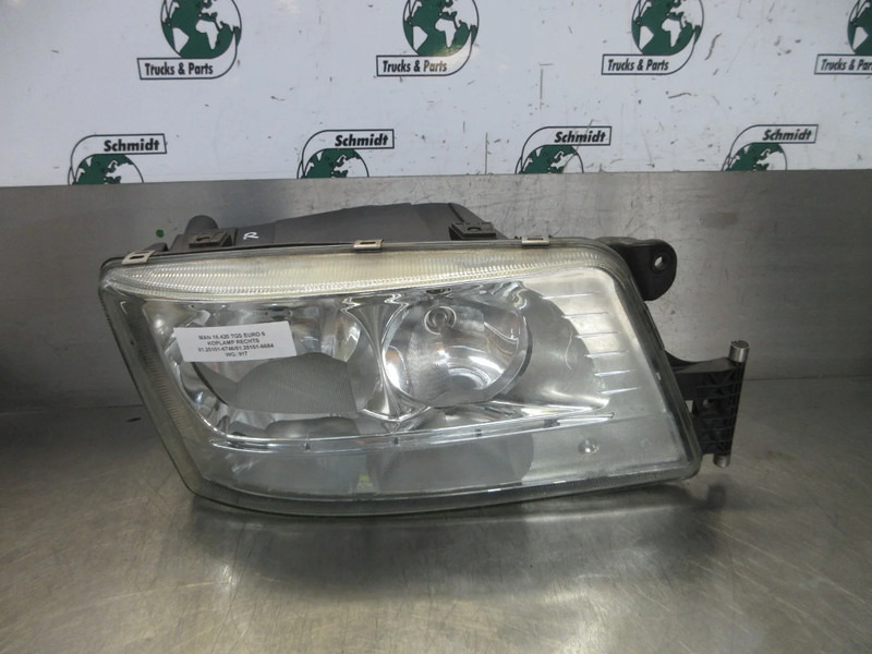 MAN 81.25101-6746//81.25101-6684 RECHTS KOPLAMP TGS TGX MODEL 2020 - Headlight for Truck: picture 4 MAN 81.25101-6746//81.25101-6684 RECHTS KOPLAMP TGS TGX MODEL 2020 - Headlight for Truck: picture 4