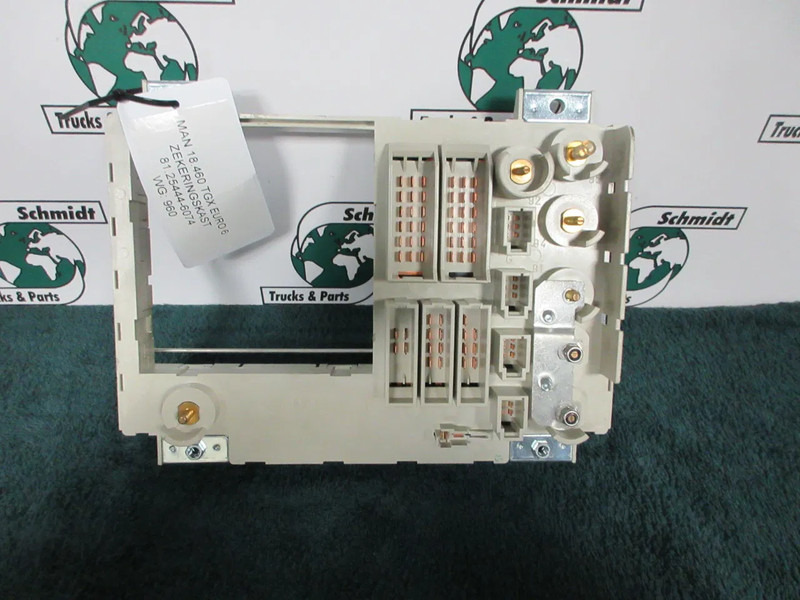Electrical system for Truck MAN 81.25444-6074 ZEKERINGKAST MAN TGX TGS: picture 8