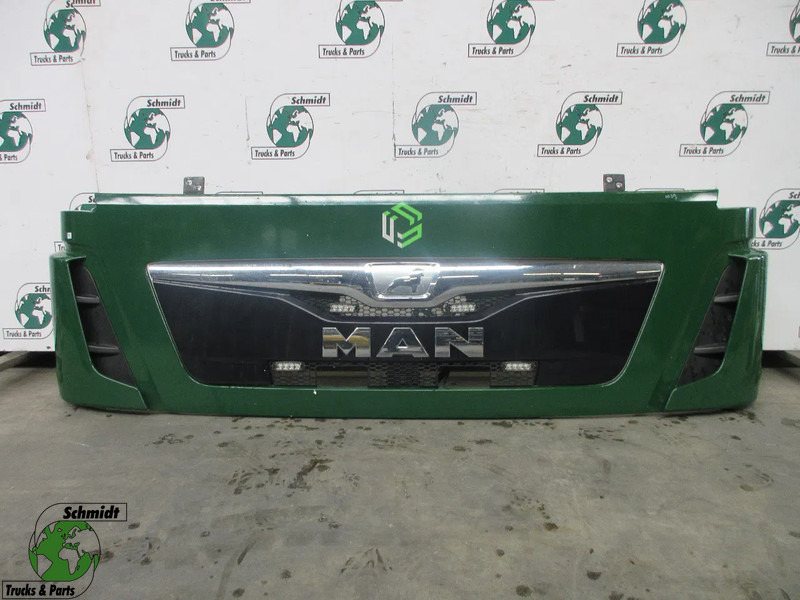 MAN 81.61110-6104 // 81.61110-6090 GRILL SMAL TGM 18.250 EURO 6 - Grill for Truck: picture 1 MAN 81.61110-6104 // 81.61110-6090 GRILL SMAL TGM 18.250 EURO 6 - Grill for Truck: picture 1