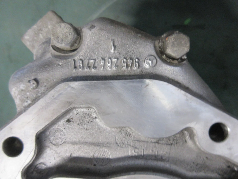 Mercedes-Benz A 001 260 04 05 P.T.O TRANSMISSIE MERCEDES 1845 MP4 MODEL 2018 - Clutch and parts for Truck: picture 5 Mercedes-Benz A 001 260 04 05 P.T.O TRANSMISSIE MERCEDES 1845 MP4 MODEL 2018 - Clutch and parts for Truck: picture 5