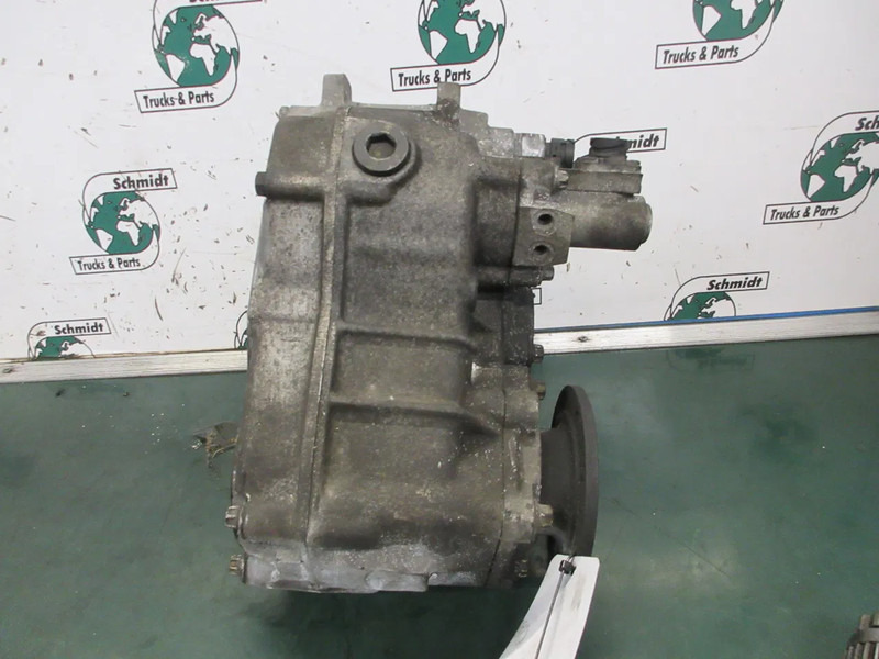 Mercedes-Benz A 001 260 04 05 P.T.O TRANSMISSIE MERCEDES 1845 MP4 MODEL 2018 - Clutch and parts for Truck: picture 2 Mercedes-Benz A 001 260 04 05 P.T.O TRANSMISSIE MERCEDES 1845 MP4 MODEL 2018 - Clutch and parts for Truck: picture 2
