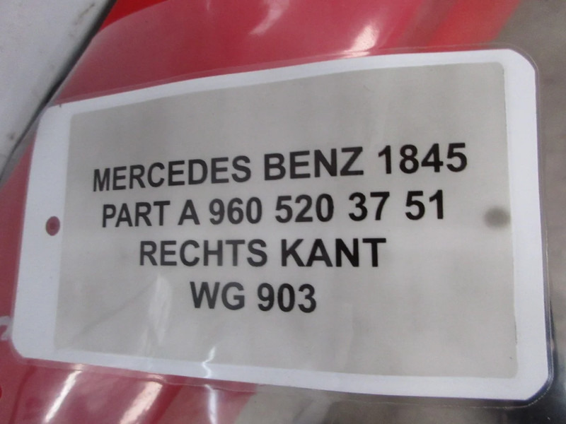 Mercedes-Benz A 961 520 62 23 // A 960 520 37 51 RECHTS ZIJ VERKEDING MP4 2018 - Frame/ Chassis for Truck: picture 5 Mercedes-Benz A 961 520 62 23 // A 960 520 37 51 RECHTS ZIJ VERKEDING MP4 2018 - Frame/ Chassis for Truck: picture 5