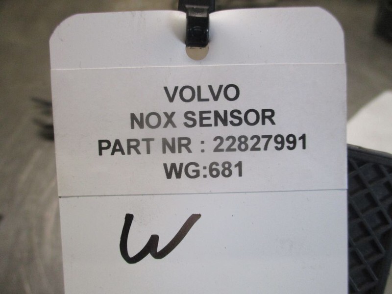 Renault 22827991 NOX sensor T460 - Fuel system for Truck: picture 3 Renault 22827991 NOX sensor T460 - Fuel system for Truck: picture 3