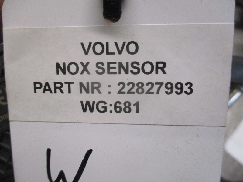 Renault 22827993 NOX SENSOR T 460 - Fuel system for Truck: picture 2 Renault 22827993 NOX SENSOR T 460 - Fuel system for Truck: picture 2