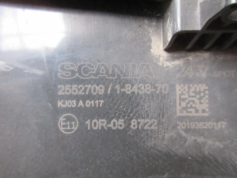 Scania 2552709 MISTLAMP SCANIA MODEL 2021 RECHTS R 410 - Fog light for Truck: picture 2 Scania 2552709 MISTLAMP SCANIA MODEL 2021 RECHTS R 410 - Fog light for Truck: picture 2