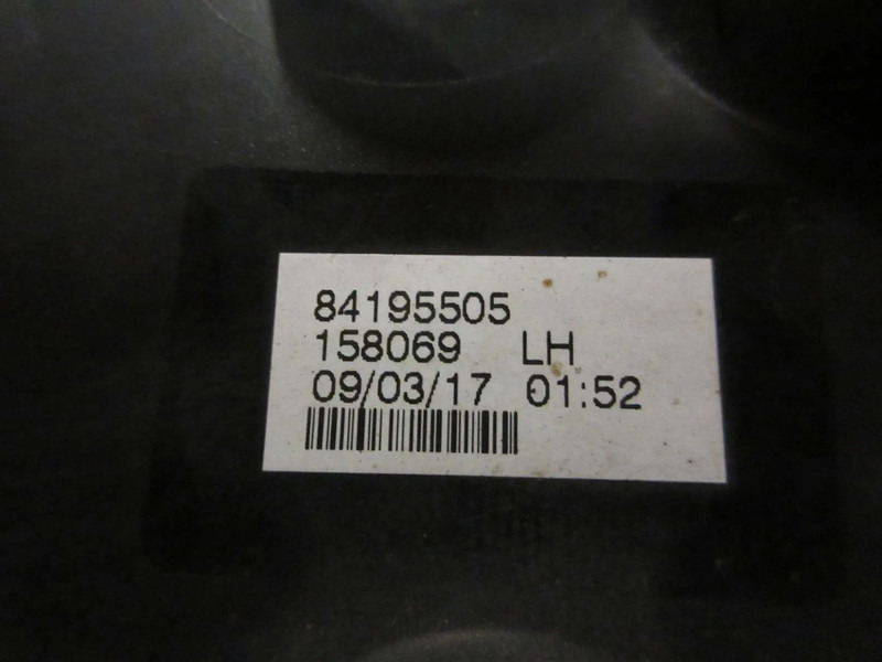 Tail light for Truck Volvo 84195505 ACHTERLAMP VOLVO FH500 LINKS EURO 6 MODEL 2020: picture 9