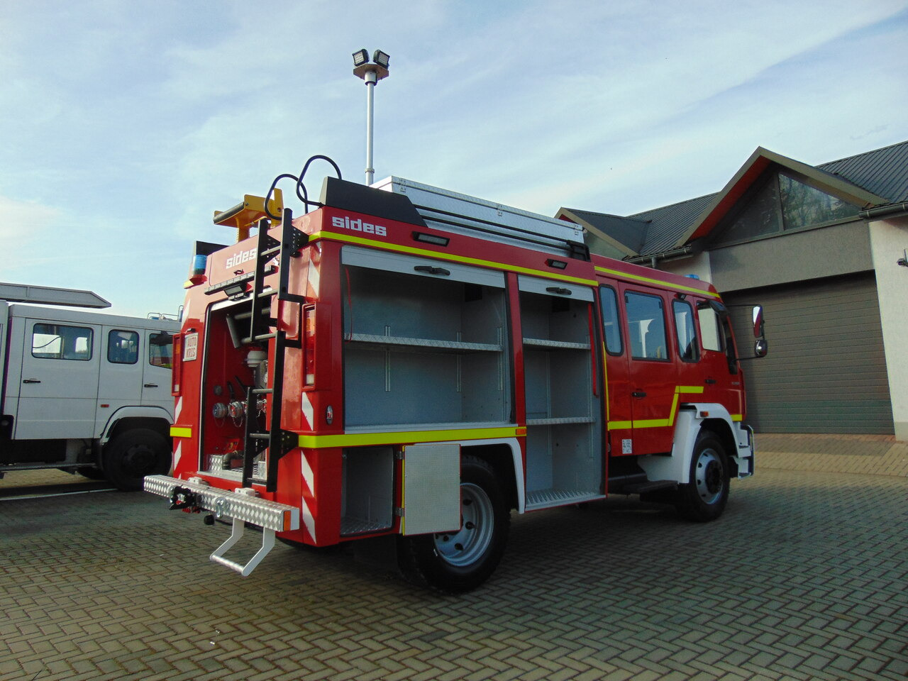 Leasing of MAN LE250B SIDES MAN LE250B SIDES: picture 27