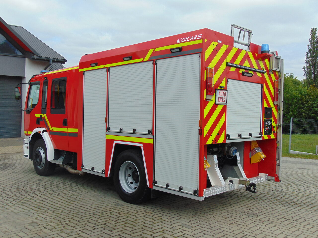 RENAULT Premium 260 GICAR - Fire truck: picture 3 RENAULT Premium 260 GICAR - Fire truck: picture 3