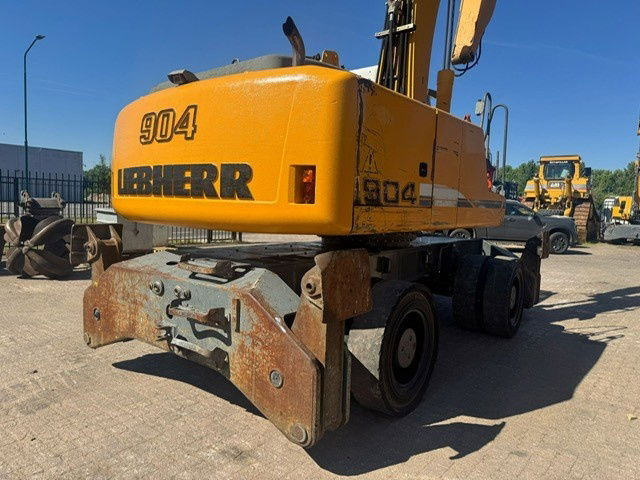 Liebherr A 904 C Litronic - Demolition excavator: picture 4 Liebherr A 904 C Litronic - Demolition excavator: picture 4
