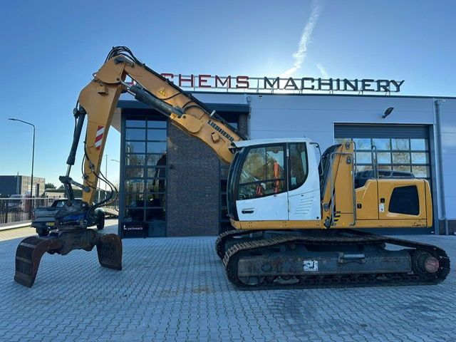 Liebherr LH22C - Demolition excavator: picture 1 Liebherr LH22C - Demolition excavator: picture 1