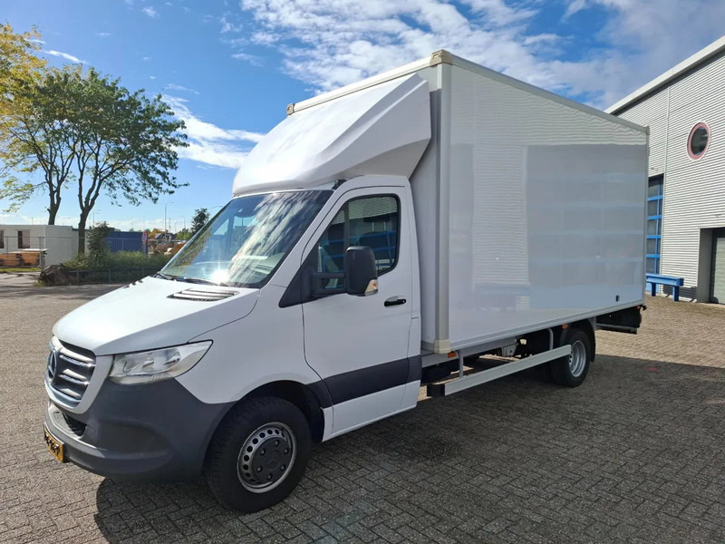 Mercedes-Benz Sprinter 516 CDI / DOUBLE AIR REAR / CLEAN NL VAN / TUV:19-03-2026 / MBUX / NAVI / KEYLESS START / DAB RADIO / 3SEATS / AUTOMATIC / 2021 - Panel van: picture 1 Mercedes-Benz Sprinter 516 CDI / DOUBLE AIR REAR / CLEAN NL VAN / TUV:19-03-2026 / MBUX / NAVI / KEYLESS START / DAB RADIO / 3SEATS / AUTOMATIC / 2021 - Panel van: picture 1