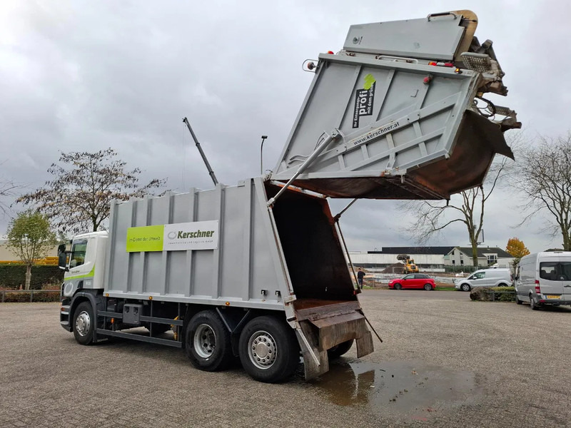 Scania P360 / RETARDER / ONLY:234640 KM / LENKACHSE / AIRCO / WORKING GARBAGE TRUCK / AUTOMATIC / EURO-5 / 2013 - Garbage truck: picture 4 Scania P360 / RETARDER / ONLY:234640 KM / LENKACHSE / AIRCO / WORKING GARBAGE TRUCK / AUTOMATIC / EURO-5 / 2013 - Garbage truck: picture 4