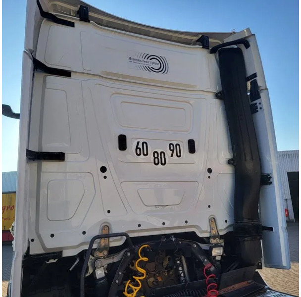 Tractor unit Mercedes-Benz ACTROS 1863 / ENGINE RUNNING / RETARDER / PARK-COOL /HYDRAULICS / ONLY: 268593KM / GIGA-SPACE / MIRRORCAM / AUTOMATIC / EURO-6 /: picture 7