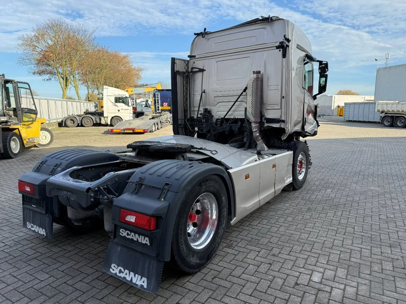 Scania NGS R450 / ENGINE RUNNING / RETARDER / HYDRAULICS / ONLY:565078 KM / FULL-AIR / ALCOA / LEATHER / EURO-6 / 2020 - Tractor unit: picture 5 Scania NGS R450 / ENGINE RUNNING / RETARDER / HYDRAULICS / ONLY:565078 KM / FULL-AIR / ALCOA / LEATHER / EURO-6 / 2020 - Tractor unit: picture 5