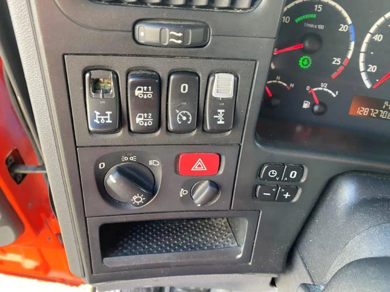Tractor unit Scania R420 / HYDRAULICS / ALCOA / AIRCO / GOOD CONDITION / MANUAL / EURO-4 / 2007: picture 15