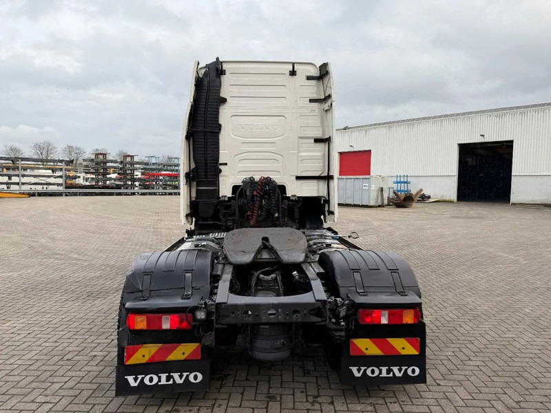 Volvo FH5-460 AERO / XL / ENGINE RUNNING / ONLY:66348 KM / I-PARKCOOL / DOUBLE TANK / ACC / LWDS / EURO-6 / 2025 - Tractor unit: picture 4 Volvo FH5-460 AERO / XL / ENGINE RUNNING / ONLY:66348 KM / I-PARKCOOL / DOUBLE TANK / ACC / LWDS / EURO-6 / 2025 - Tractor unit: picture 4