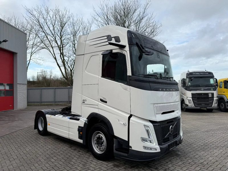 Volvo FH5-460 AERO / XL / ENGINE RUNNING / ONLY:66348 KM / I-PARKCOOL / DOUBLE TANK / ACC / LWDS / EURO-6 / 2025 - Tractor unit: picture 2 Volvo FH5-460 AERO / XL / ENGINE RUNNING / ONLY:66348 KM / I-PARKCOOL / DOUBLE TANK / ACC / LWDS / EURO-6 / 2025 - Tractor unit: picture 2