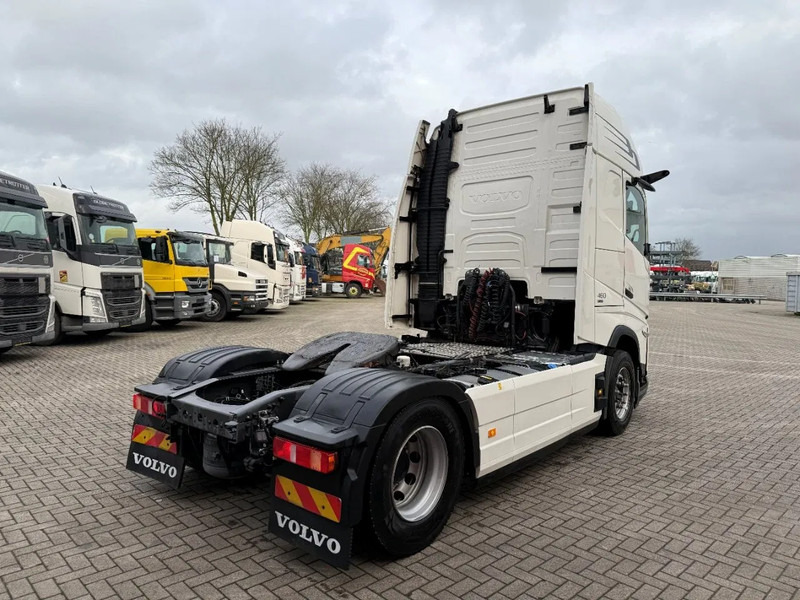 Volvo FH5-460 AERO / XL / ENGINE RUNNING / ONLY:66348 KM / I-PARKCOOL / DOUBLE TANK / ACC / LWDS / EURO-6 / 2025 - Tractor unit: picture 5 Volvo FH5-460 AERO / XL / ENGINE RUNNING / ONLY:66348 KM / I-PARKCOOL / DOUBLE TANK / ACC / LWDS / EURO-6 / 2025 - Tractor unit: picture 5