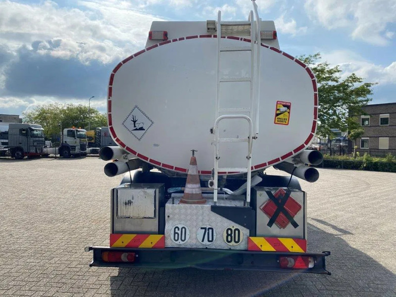 Volvo FL7-290 / 5 COMPARTIMENTS / 13000 LITER TOTAL / PUMP / ONLY:288120 KM / AUTOMATIC / EURO-5 / 2009 - Tank truck: picture 4 Volvo FL7-290 / 5 COMPARTIMENTS / 13000 LITER TOTAL / PUMP / ONLY:288120 KM / AUTOMATIC / EURO-5 / 2009 - Tank truck: picture 4
