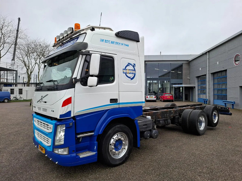 Volvo FM11-460 / NL TRUCK / LIFT+LENKACHSE / ONLY:355342 KM / DYNAMIC STEERING / LWDS / NAVI / ALCOA / TUV:07-01-2026 / INLINER / EURO - Cab chassis truck: picture 2 Volvo FM11-460 / NL TRUCK / LIFT+LENKACHSE / ONLY:355342 KM / DYNAMIC STEERING / LWDS / NAVI / ALCOA / TUV:07-01-2026 / INLINER / EURO - Cab chassis truck: picture 2