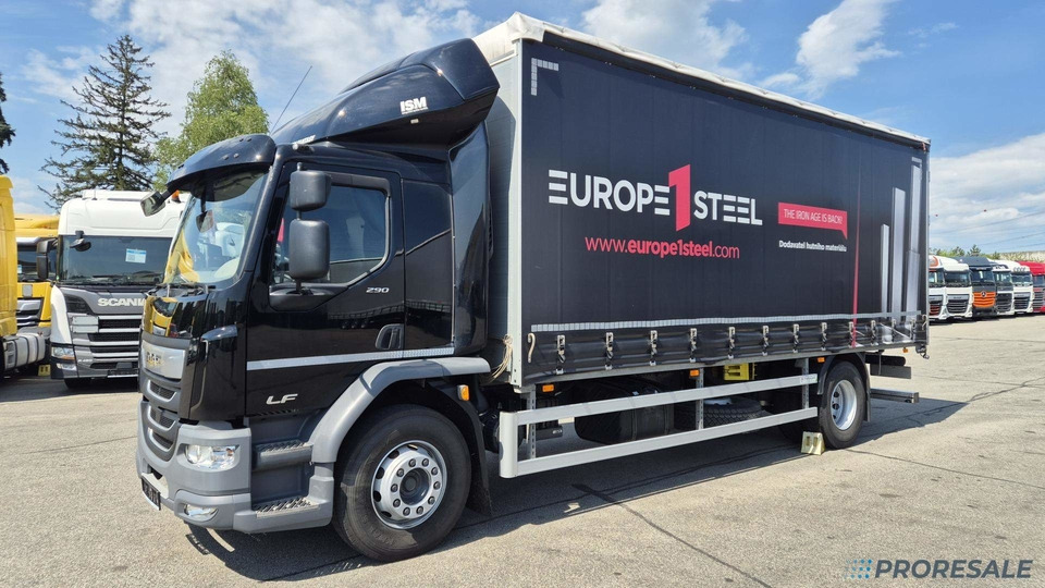 DAF LF 290 FA Sleeper Cab EURO 6 - valník s plachtou - Curtainsider truck: picture 2 DAF LF 290 FA Sleeper Cab EURO 6 - valník s plachtou - Curtainsider truck: picture 2