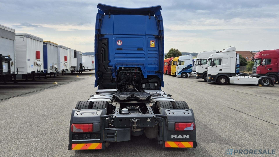 MAN TGX 18.500 XXL LOW DECK EURO 6 - Tractor unit: picture 3 MAN TGX 18.500 XXL LOW DECK EURO 6 - Tractor unit: picture 3