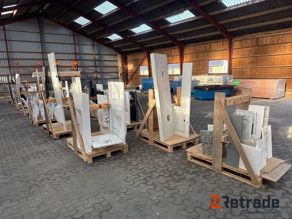 228 håndvaske i marmor - restparti - Tool/ Equipment: picture 4 228 håndvaske i marmor - restparti - Tool/ Equipment: picture 4