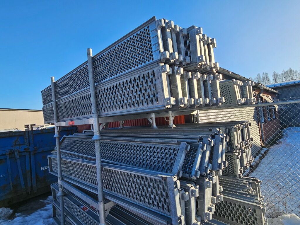 30st Stålplank/Stålplattform - Construction equipment: picture 2 30st Stålplank/Stålplattform - Construction equipment: picture 2