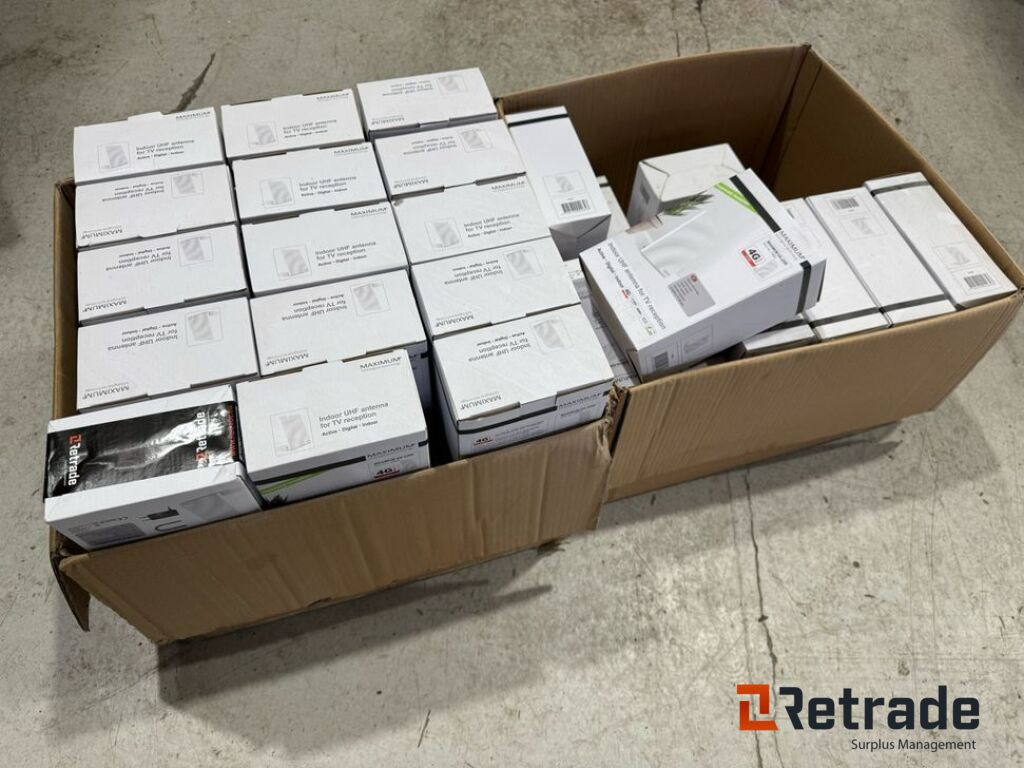 46 stk,MAXIMUM LTE 4G antenner (A0020809) - Tool/ Equipment: picture 1 46 stk,MAXIMUM LTE 4G antenner (A0020809) - Tool/ Equipment: picture 1