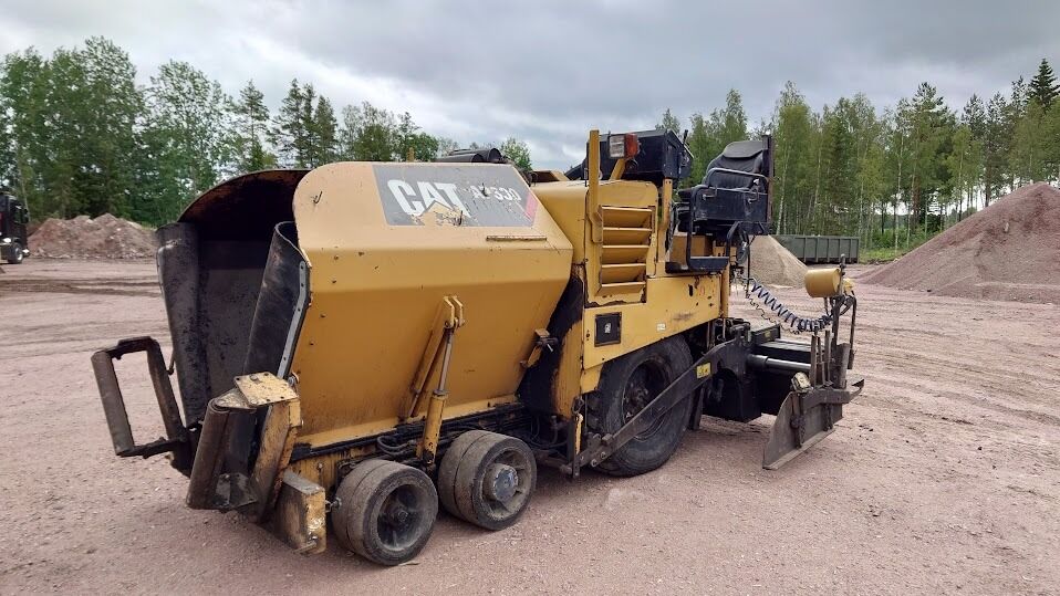 CATERPILLAR AP300 - Asphalt paver: picture 1 CATERPILLAR AP300 - Asphalt paver: picture 1