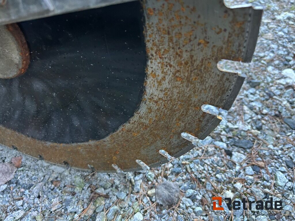 Asfalt sag Husqvarna FS 413 - Construction machinery: picture 5 Asfalt sag Husqvarna FS 413 - Construction machinery: picture 5