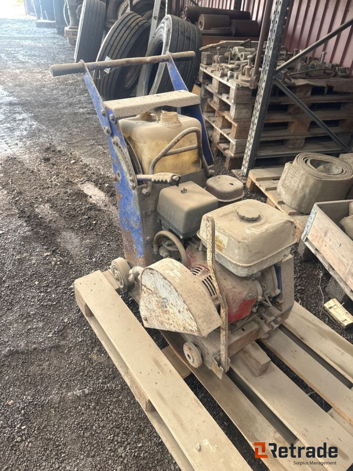 Asphalt equipment Fs350 - Construction machinery: picture 1 Asphalt equipment Fs350 - Construction machinery: picture 1