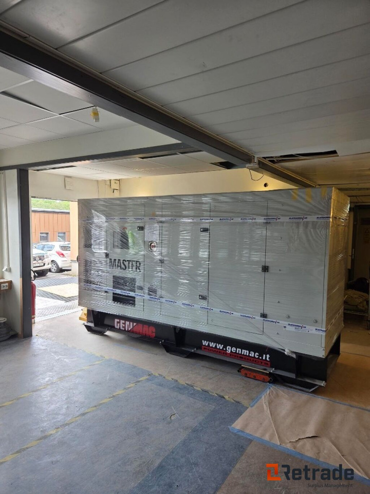 Master GENMAC dieselgenerator set 250 KVA, 400 Volt 50 Hz. - Construction machinery: picture 1 Master GENMAC dieselgenerator set 250 KVA, 400 Volt 50 Hz. - Construction machinery: picture 1