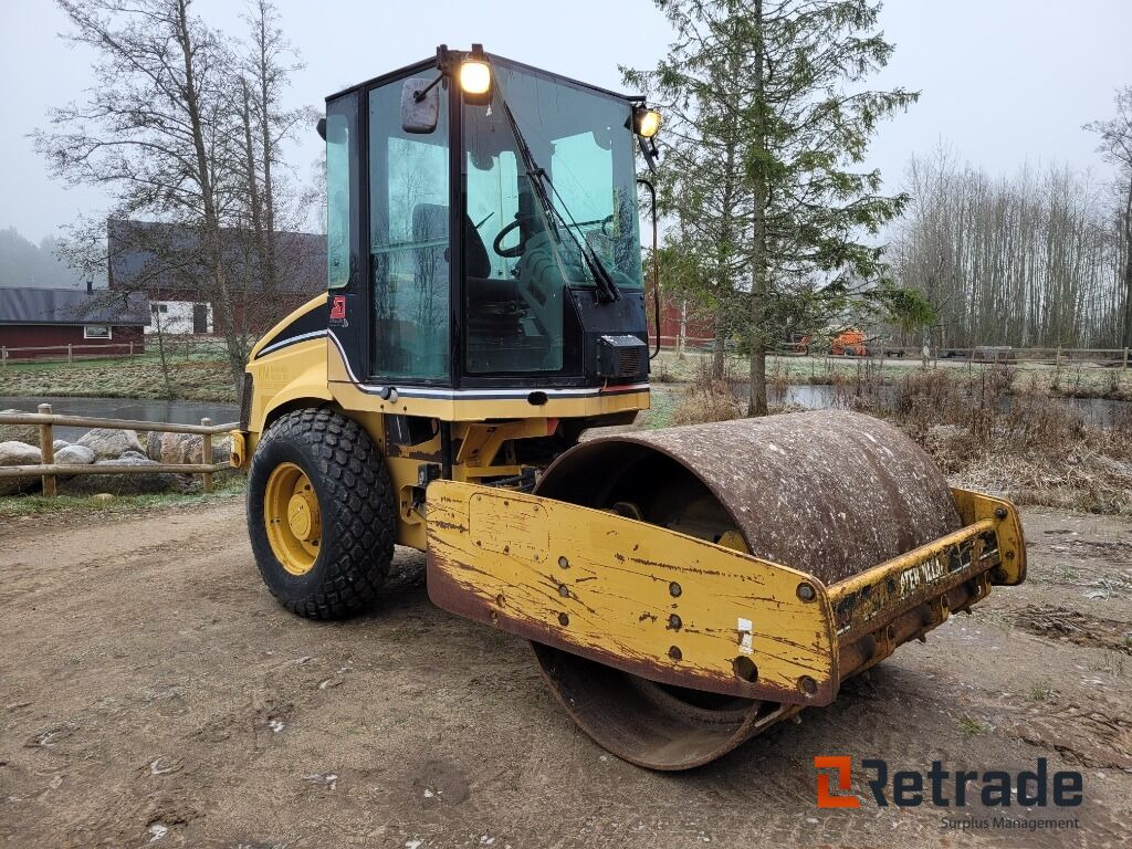 Vält Jordpackningsvält CAT CS 423 E - Construction machinery: picture 2 Vält Jordpackningsvält CAT CS 423 E - Construction machinery: picture 2