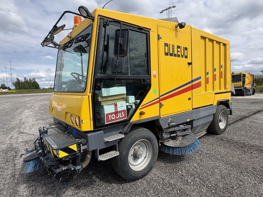 Dulevo 5000 Evolution - 5m3 - 2006 Modell - REP. Objekt - Cleaning machinery: picture 1 Dulevo 5000 Evolution - 5m3 - 2006 Modell - REP. Objekt - Cleaning machinery: picture 1