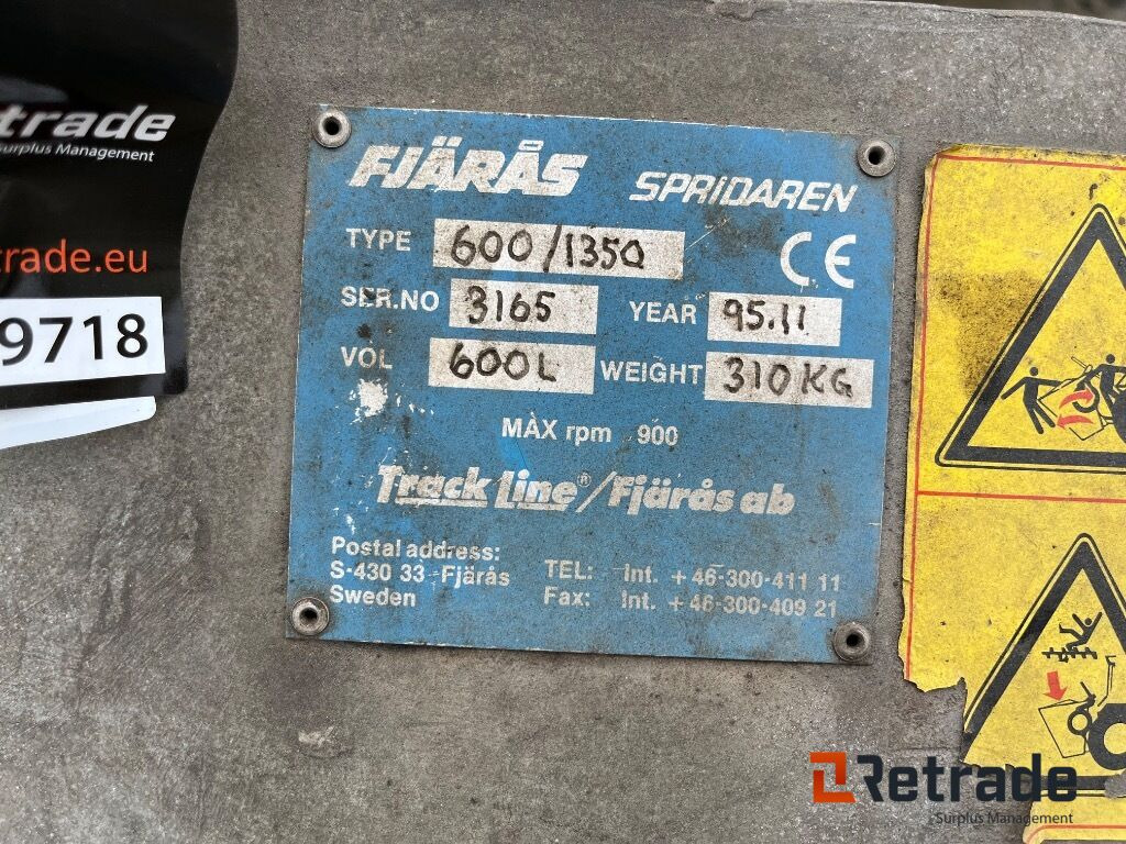 Fjærås 600/1350 liftophængt selvlæssende salt/grusudlægger. - Construction equipment: picture 5 Fjærås 600/1350 liftophængt selvlæssende salt/grusudlægger. - Construction equipment: picture 5