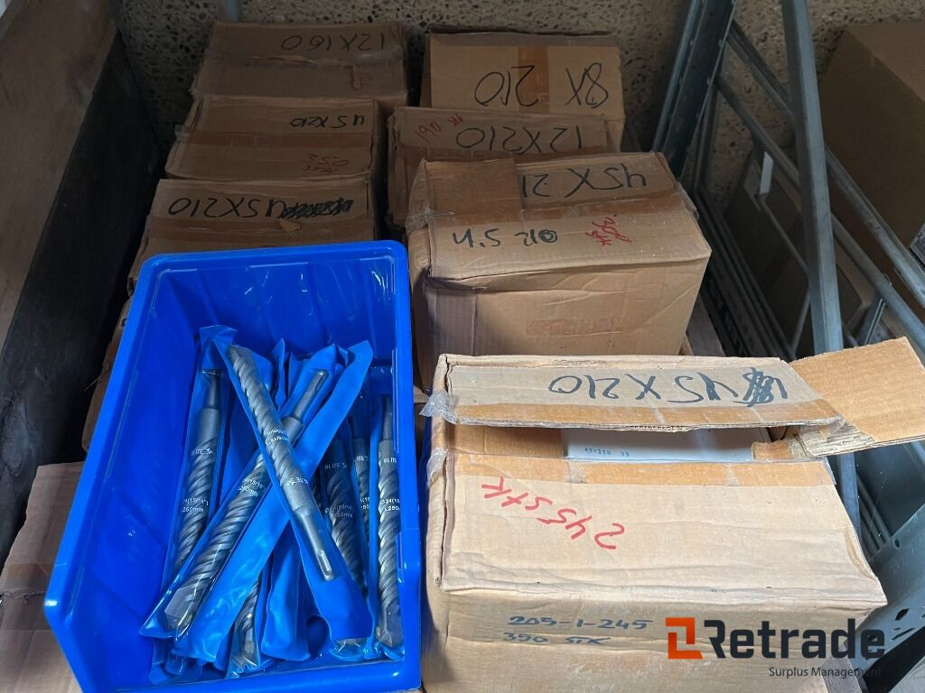 Forskelligt udstyr LOT med SDS BOR SDS BOR NYT - Tool/ Equipment: picture 3 Forskelligt udstyr LOT med SDS BOR SDS BOR NYT - Tool/ Equipment: picture 3