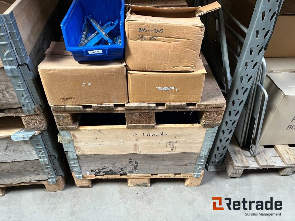 Forskelligt udstyr LOT med SDS BOR SDS BOR NYT - Tool/ Equipment: picture 2 Forskelligt udstyr LOT med SDS BOR SDS BOR NYT - Tool/ Equipment: picture 2